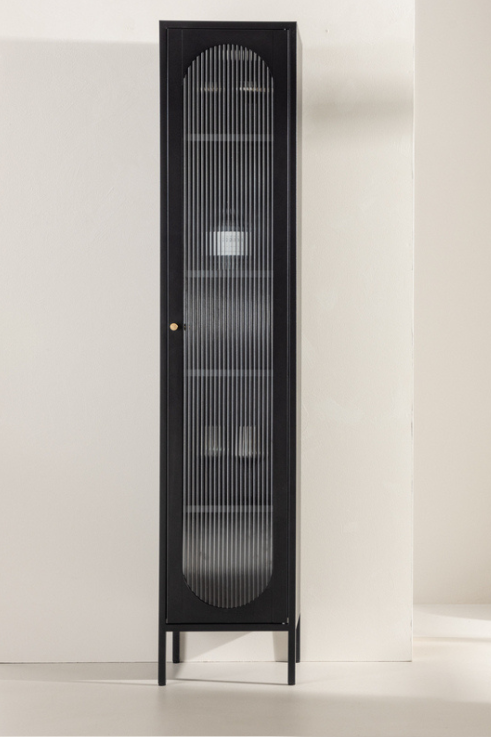 Pre-order Cali Cabinet 35 x 37 x 180 Black