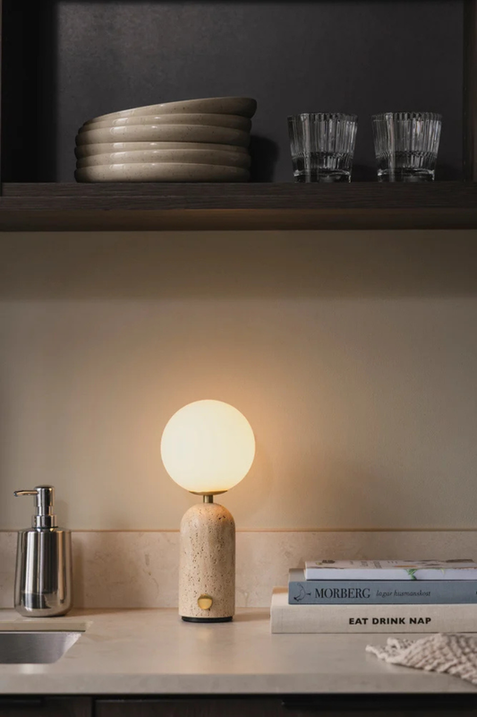 Förhandsboka Torrano Portabel Bordslampa Travertin