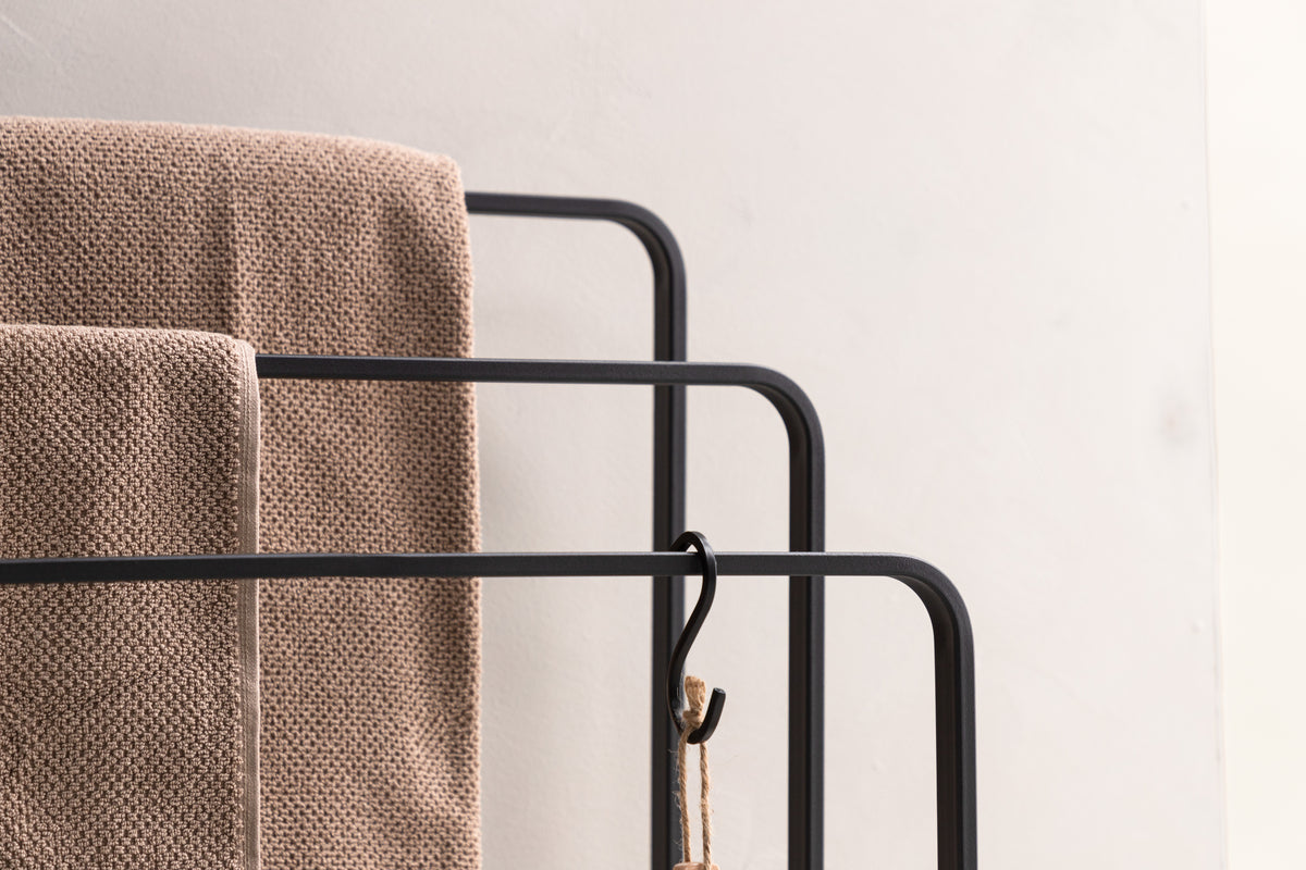 Drammen Clothes hanger 30 x 54 x 84