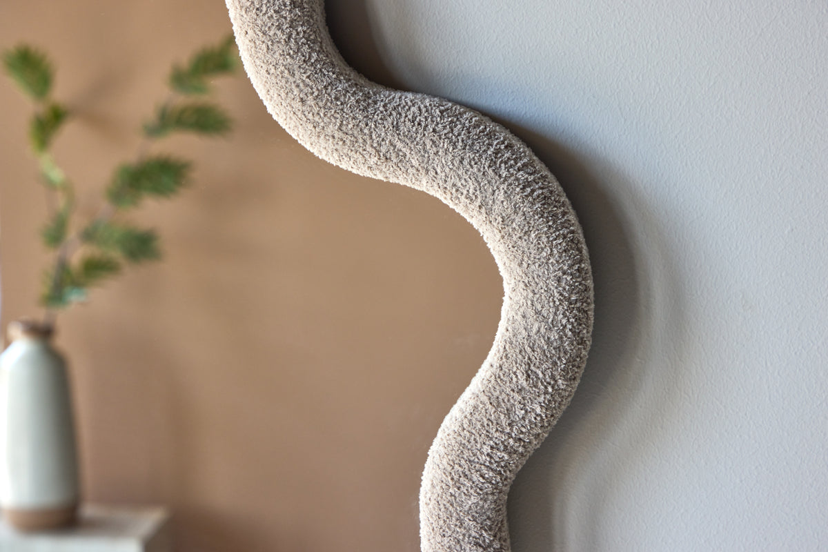 Ennakkovaraus Kungsbacka Pieni peili