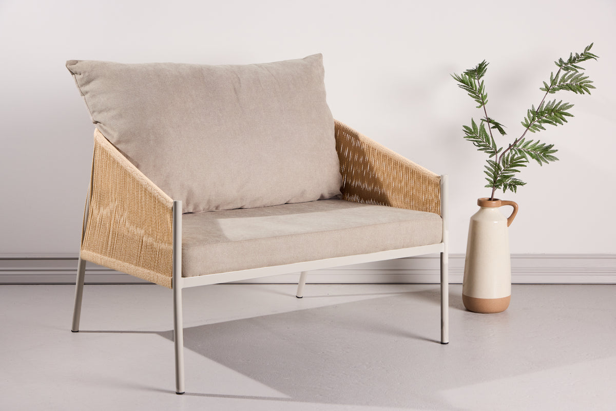 Förhandsboka Louie Fåtölj Beige