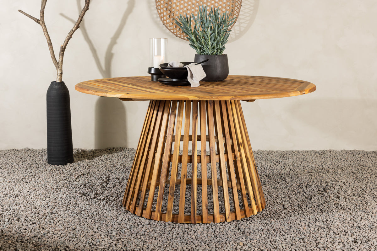 Tucumán Round Dining Table