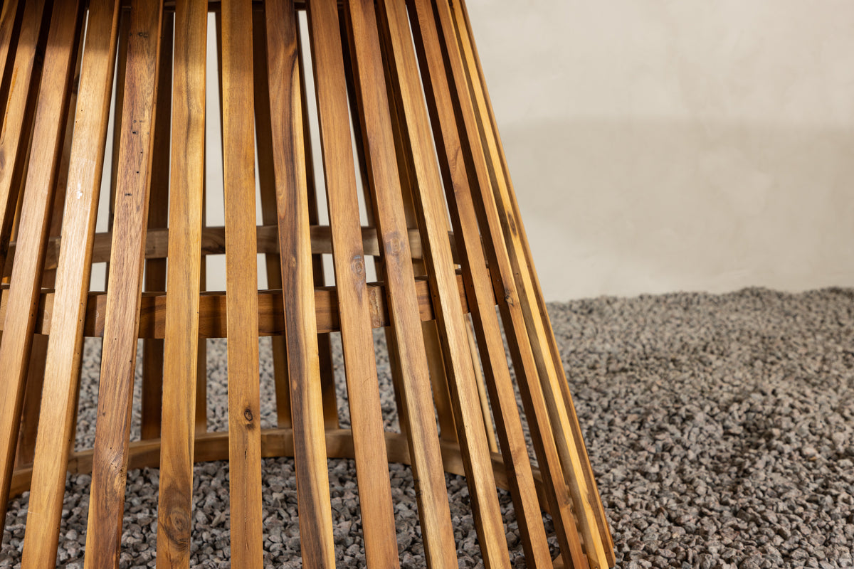 Tucumán Round Dining Table