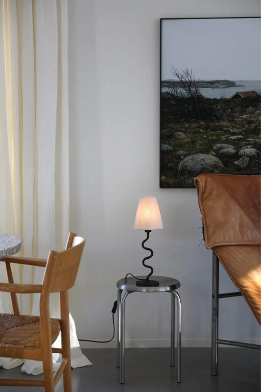 VEYA Table Black/Beige