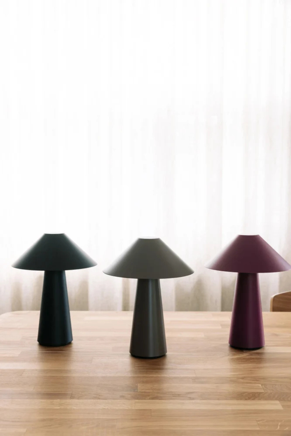 Portabel bordslampa Cannes IP44 Burgundy