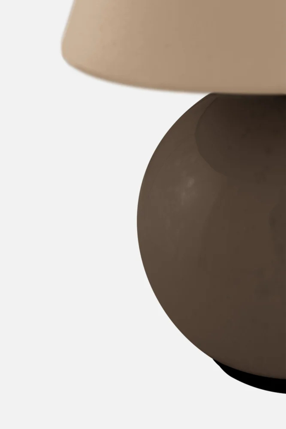 Portabel Bordslampa Iris 16cm Mocha