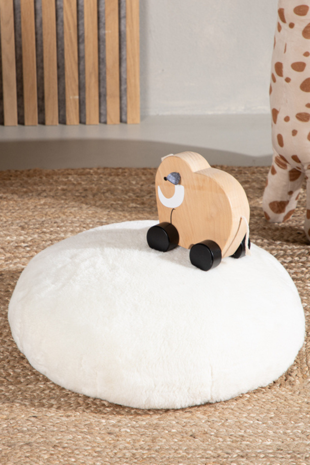Puff Barn Ruston Puff Barn Vit – Japandi Collection
