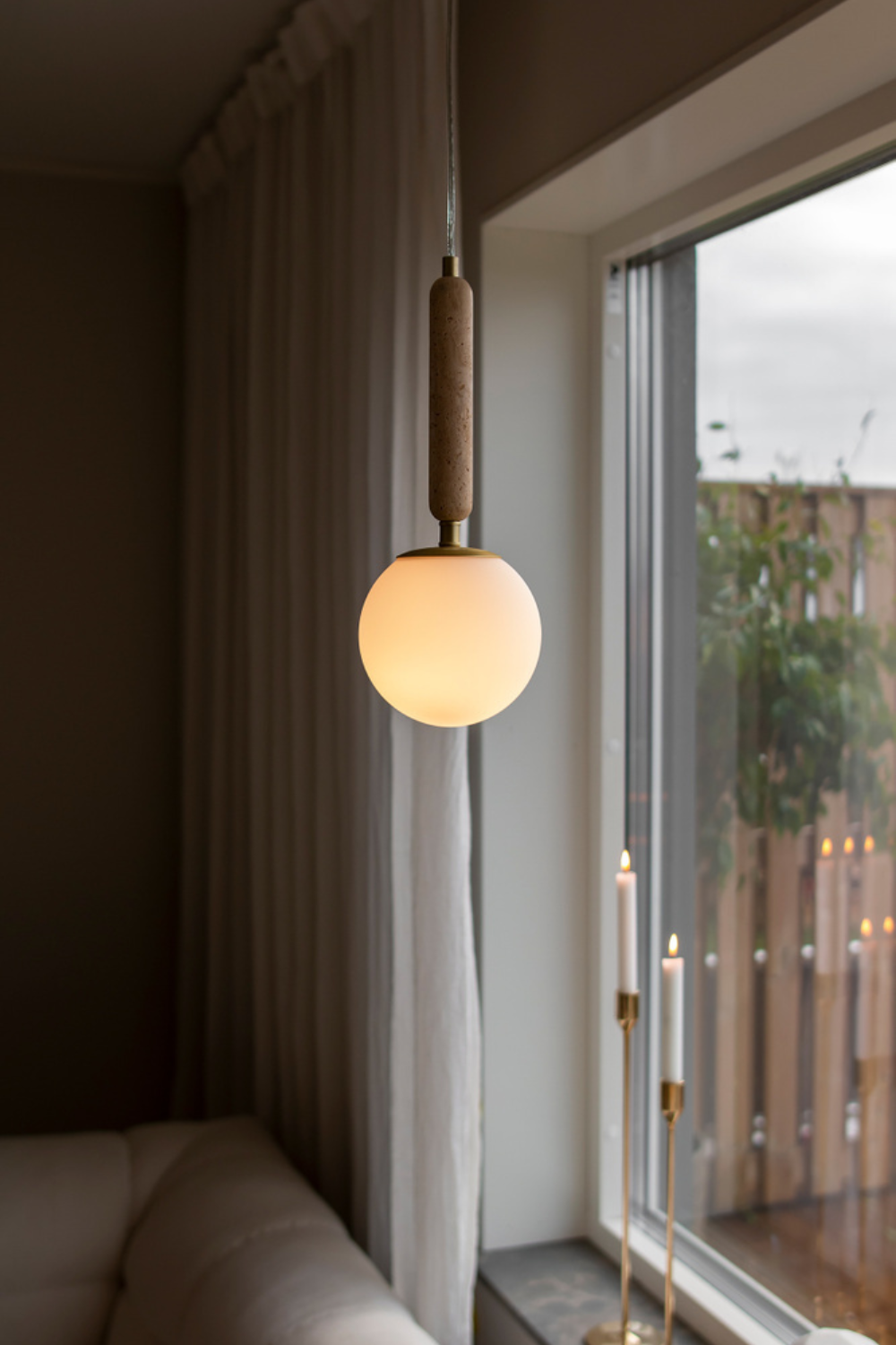 Förhandsboka Torrano Pendellampa Travertin 15cm