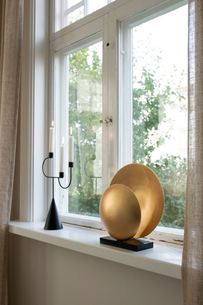 Orbit Bordslampa Mässing