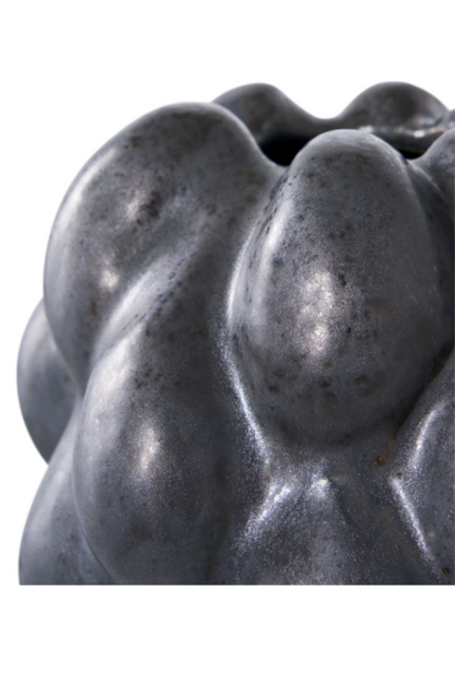 Black Vase Noir