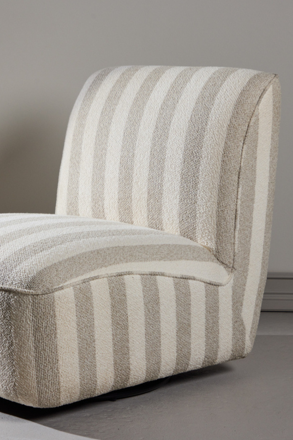 Förhandsboka My Loungefåtölj Beige