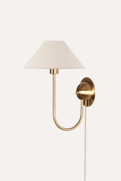 Förhandsboka Iris Vägglampa Beige