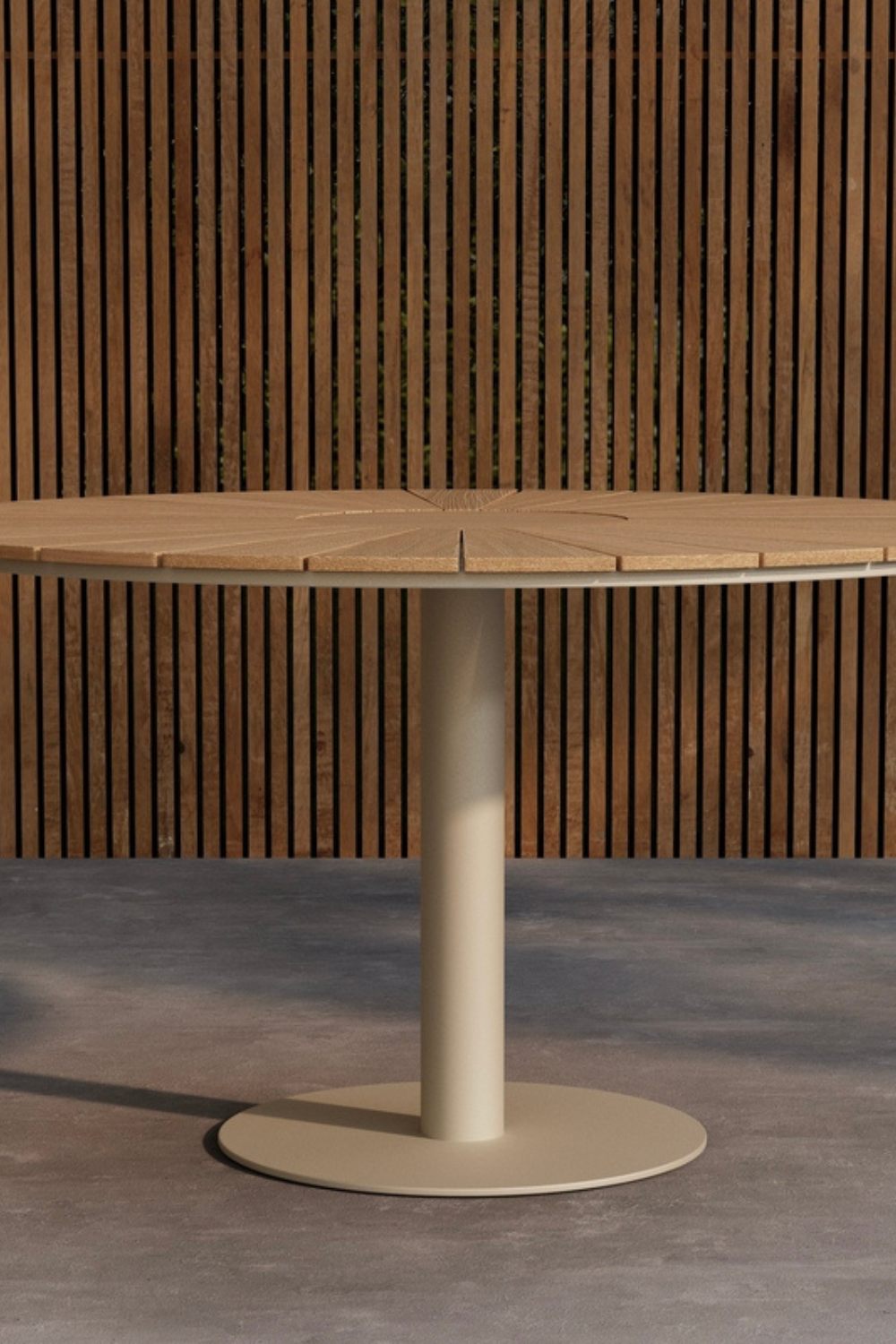 Croft Runda Matbord Ø120 Beige