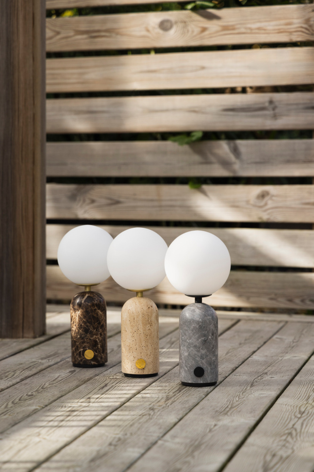 Förhandsboka Torrano Portabel Bordslampa Travertin