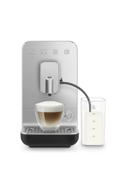 Helautomatisk espressomaskin Svart milk option
