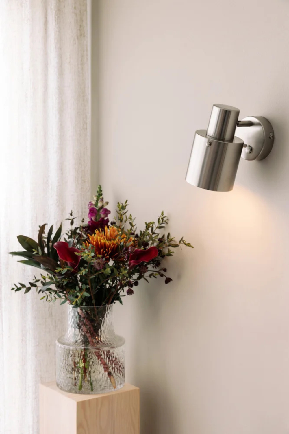 Vägglampa Clark 1 Borstad stål