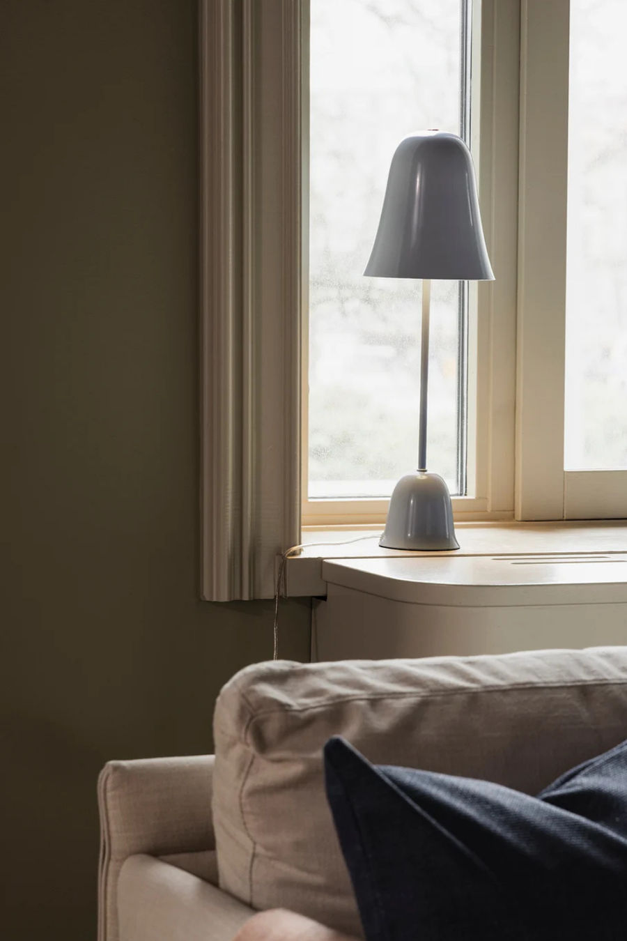 Bordslampa Blåklockan 16 Dimblå