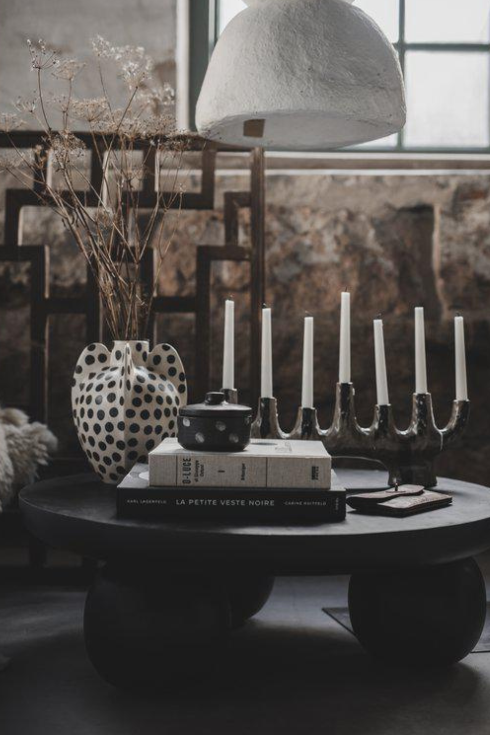 Förhandsboka Mira Soffbord