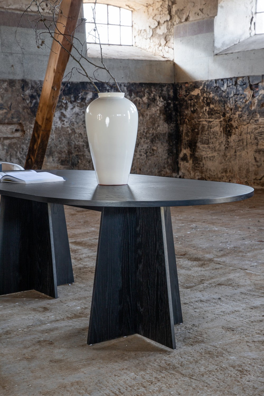 Bootcut Ovala Matbord 230 X 115 Svart