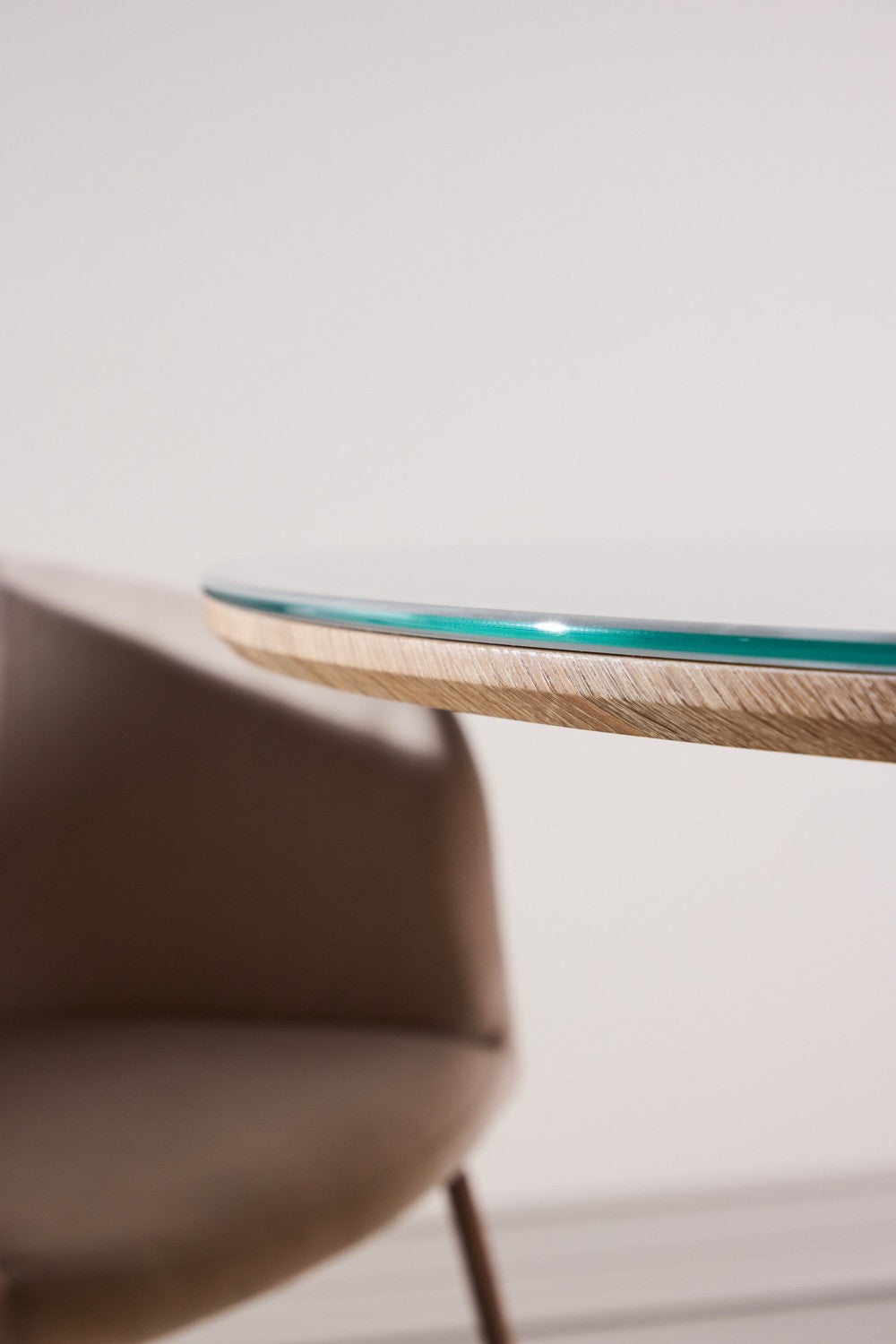 Härön Runda Matbord